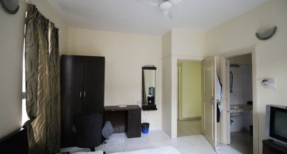 Magnus Koregaon park, Pune 2